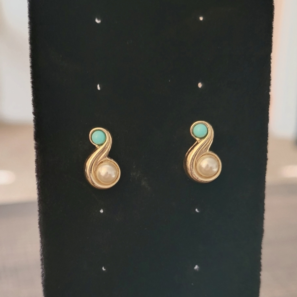 3 for $15 Vintage Avon turquoise and pearl earrings